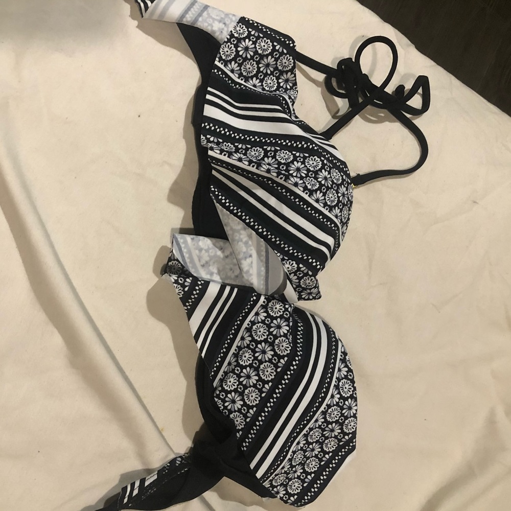 NEW Bikini top